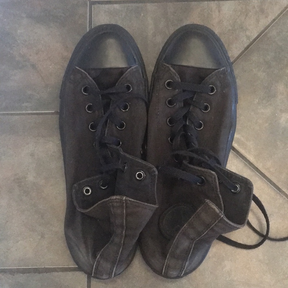 Used Black Converse Size 11